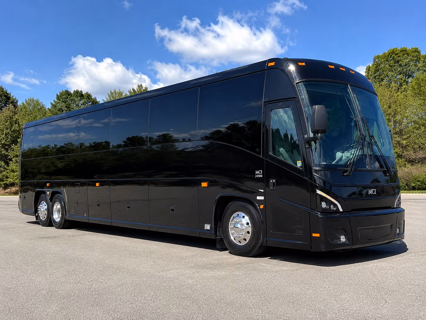 cutlerbaycharterbuscompany com can connect your team to the dadeland south metrorail station