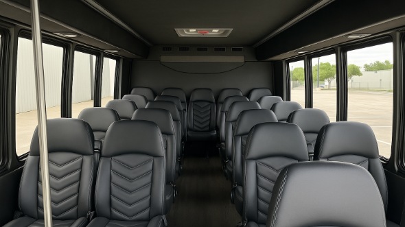 miami gardens 28 passenger minibus
